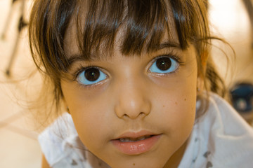 Que lindos olhos desta menina
