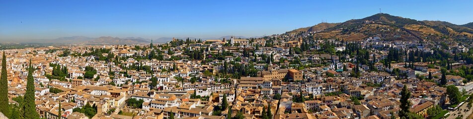Fototapeta na wymiar view of historic section of Granada, Andalusia, Spain, viewed from hill of Alhambra