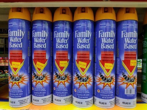 ALOR SETAR, MALAYSIA - DEC 4TH 2018: Family spray insect aerosol on display in supermarket
