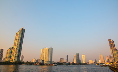 : Bangkok city skyline and Chao Phraya river, Bangkok, Thailand