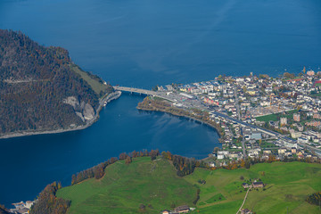 Obraz premium Blick vom Stanserhorn auf den Vierwaldstättersee, Zentralschweiz, Schweiz