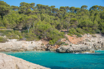 Cala Mitjana, une des plus belle plage de Minorque, îles Baléares