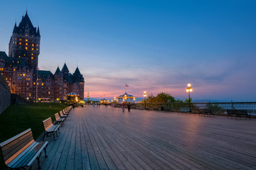 Fototapeta premium Chateau Frontenac and Dufferin terrace at dusk, Quebec city, Quebec, Canada