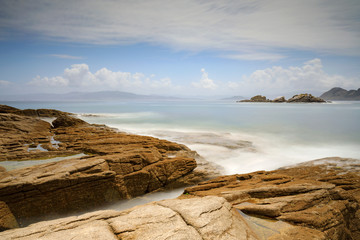coastal scene at Praia dos Bólos on the Cíes Islands