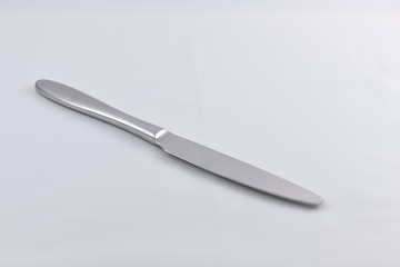 messer auf weissem hintergrund