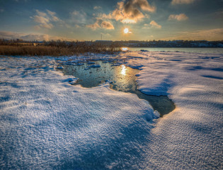 Naklejka premium Thaw time