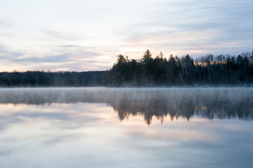 Foto reportaje: Una tarde de invierno, Wolf creek lake, Ontario, Canada. - obrazy, fototapety, plakaty