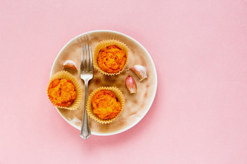 Vegan pumpkin muffins