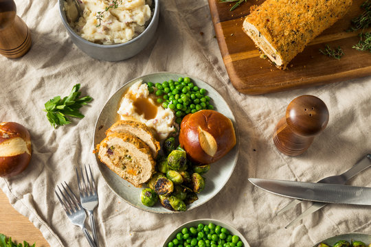 Homemade Holiday Vegan Thanksgiving Roast