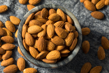 Raw Organic Shelled Almonds