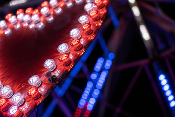 Nahaufnahme von einer Riesenrad Beleuchtung