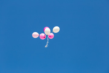 Obraz na płótnie Canvas colorful balloons in the sky