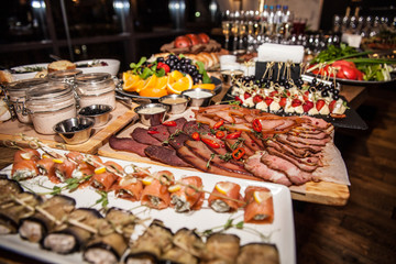 meat slicing on the festive table