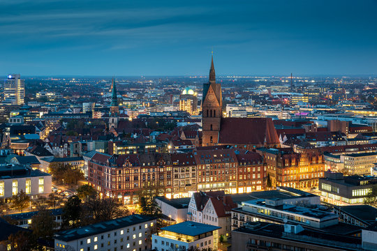 Hannover Marktkirche zur Blauen Stunde