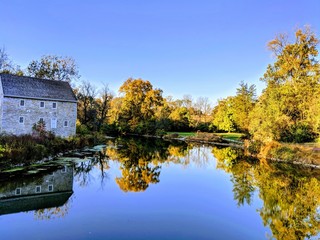 Fototapeta premium autumn landscape with lake and trees