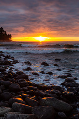 Obraz premium Seaside, Oregon Coast, United States of America. Beautiful View of a Rocky Beach on the Pacific Ocean during a dramatic summer sunset.