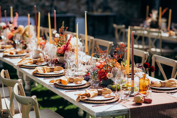 Beautiful wedding table decoration & wedding table setting