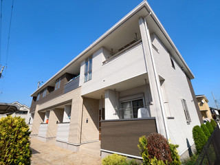 住宅街のアパート