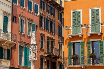 Naklejka premium VERONA / ITALY - JULY 2015: Typical corner in the historic centre of Verona, Italy