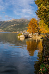 Fototapeta na wymiar The lake of Ioannina in a colorfull autumn day, Epirus, Greece