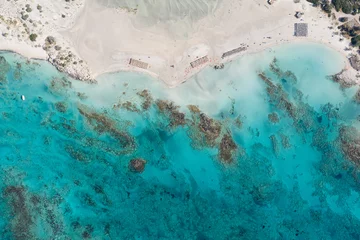 Photo sur Plexiglas  Plage d'Elafonissi, Crète, Grèce Tir de drone aérien de la belle plage turquoise avec du sable rose Elafonisi Crète Grèce. Les meilleures plages de la Méditerranée