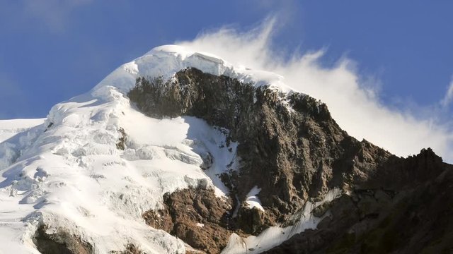 Andes de sur america, volc&aacute;n Cayambe, ecuador