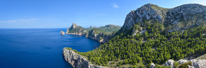 Fototapeta na wymiar Panorama Mirador Es Colomer / Insel Mallorca