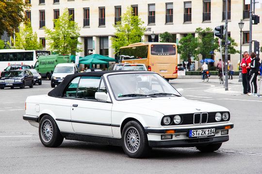 BMW (E30) 3-series