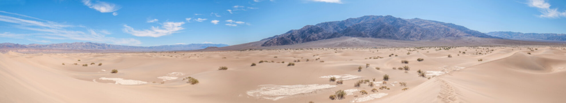 Panorama de la Vall&eacute;e de la Mort en Californie