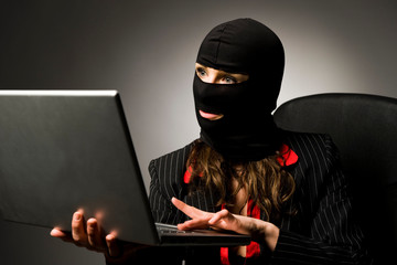 Symbolbild Hacker
