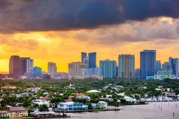 Fort Lauderdale, Florida, USA skyline and river