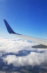 Obraz premium flying above a ceiling of clouds