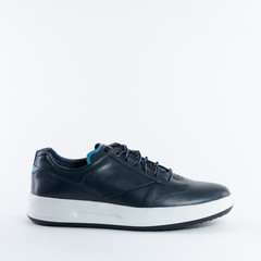 mens demi season warm low leather sneakers on a white background. See all angles and other models