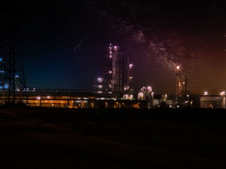 Fototapeta na wymiar Industrie bei Wesseling in der Nacht