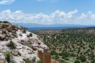 Fototapeta premium The Tsankawi Trail in Bandelier National Monument