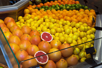 citrus sale in the store