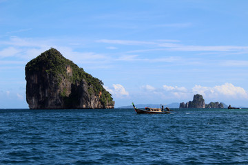 Naklejka premium Ko Tapu James Bond Island, Phang Nga National Park Thailand