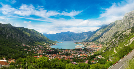Fototapeta na wymiar Panorama of Kotor in Montenegro