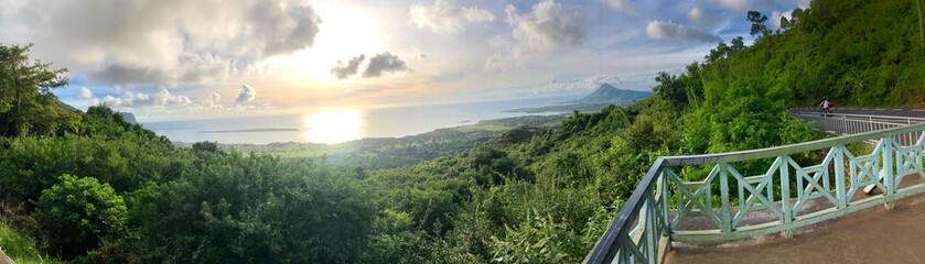 Fototapeta na wymiar Panoramic view from Chamarel road, Mauritius Island