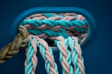 Coloured mooring ropes