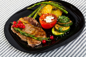 Veal with grilled vegetables