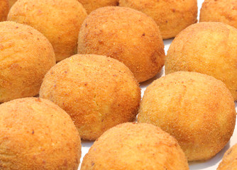 many big balls of rice