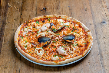 Pizza Frutti di Mare is a real paradise for seafood lovers.