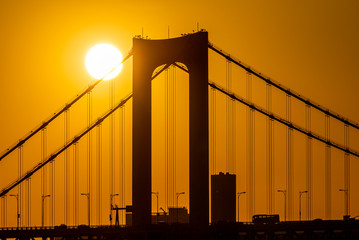 レインボーブリッジと夕日