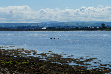 Blick über die Beauly Firth Bucht  in Schottland, in der Nähe von Inverness
