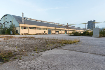 Fototapeta na wymiar Urban exploration in an abandoned factory