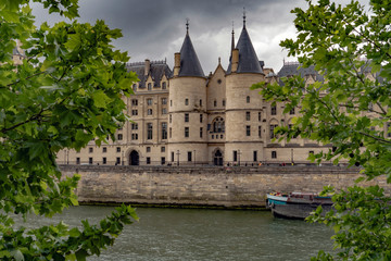 Fototapeta na wymiar Walk along the Seine, Paris, France