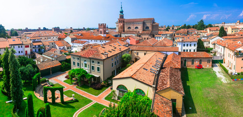 best places and landmarks of northern Italy - medieval Cittadella fortified walled town in Veneto - obrazy, fototapety, plakaty