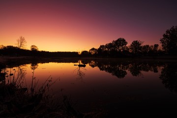 Fototapeta na wymiar Sunrise on a winter lake