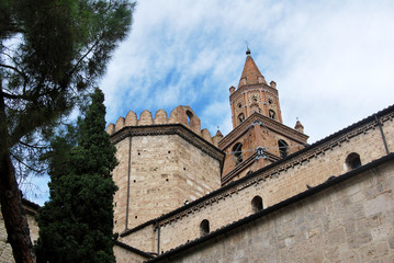 Antica chiesa a Teramo, Abruzzo, Italia